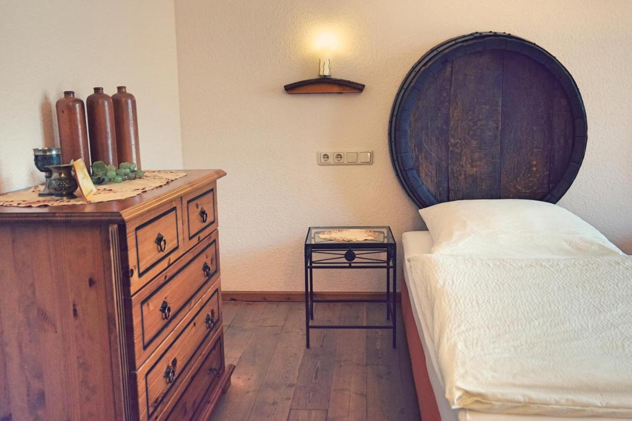 Gaestehaus Zum Goldberg Dorsheim Buitenkant foto